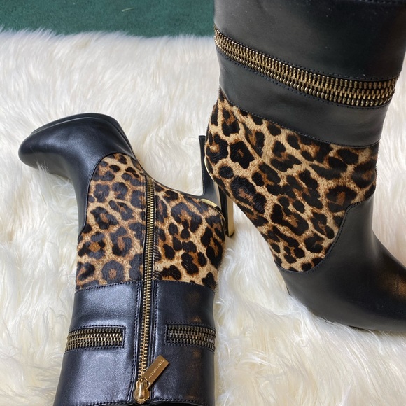 Michael Kors Boots (Brand New) - Picture 1 of 3